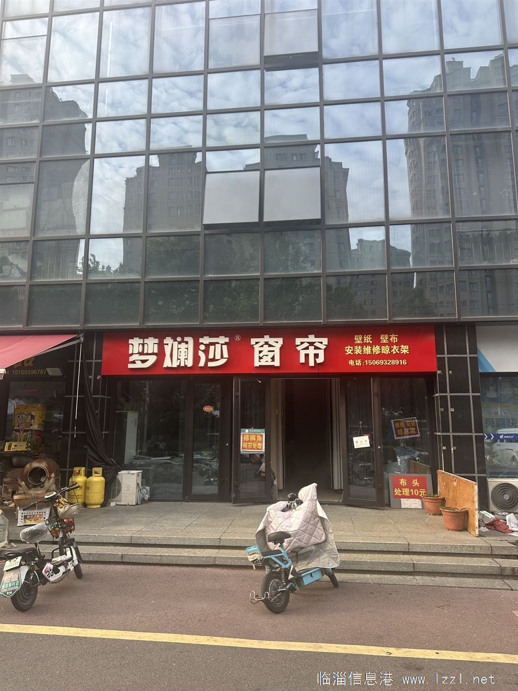 南馬生活區(qū)南門113平沿街商鋪出租